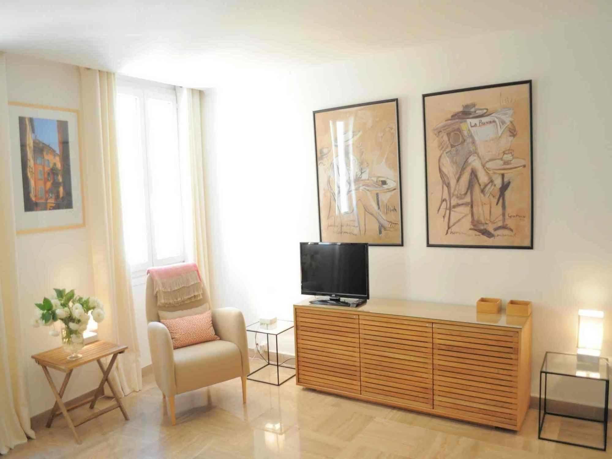 Hotel Riviera - Grimaldi - Promenade Des Nice